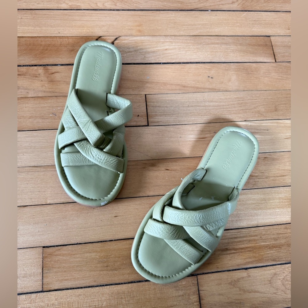 Madewell The Leeandra Slide Sandal Women's Shoes in light pale green